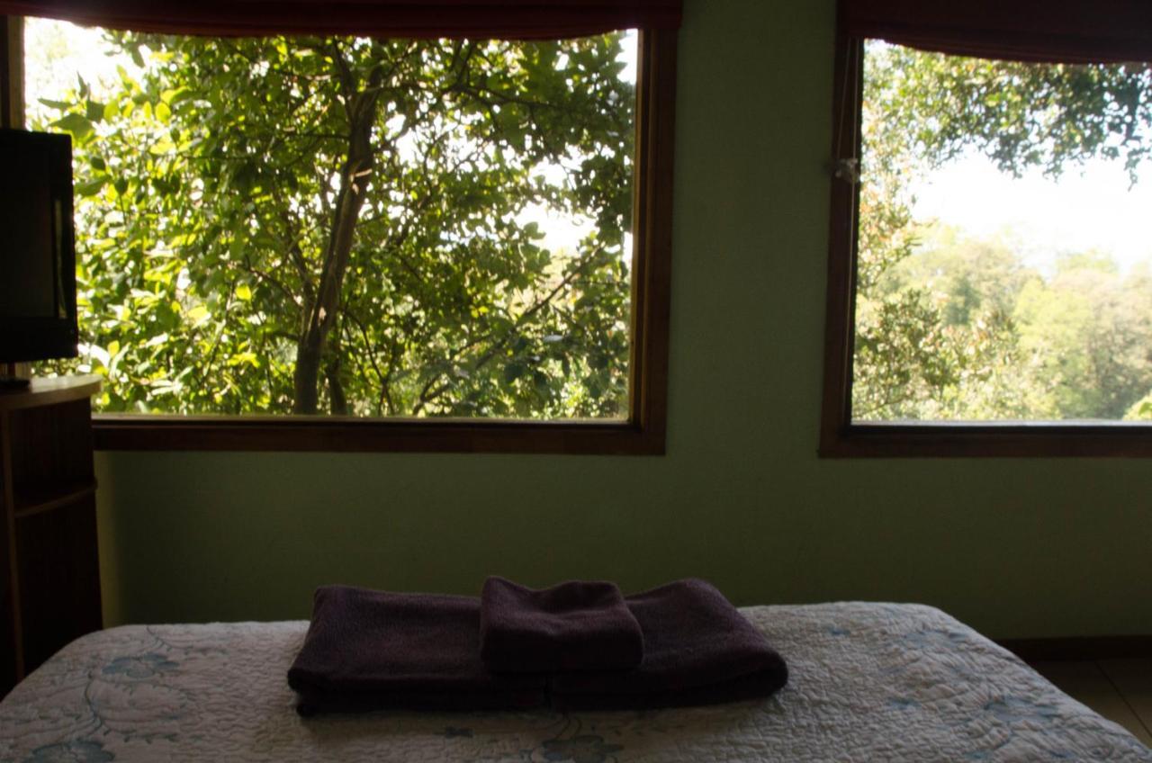Cabanas Portal Del Rio Villarrica Exterior foto